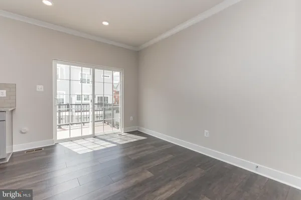 $3,600 | 8039 Blue Stream Drive, Elkridge, MD 21075