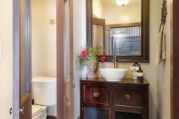 $449,000 | 107 Madison Avenue, Unit 401, Memphis, TN 38103