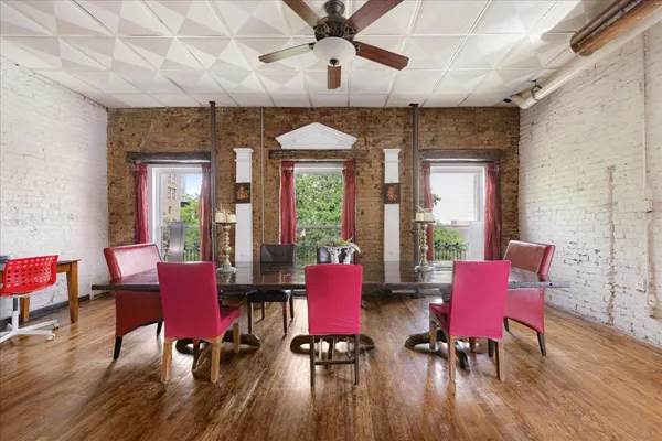 $449,000 | 107 Madison Avenue, Unit 401, Memphis, TN 38103