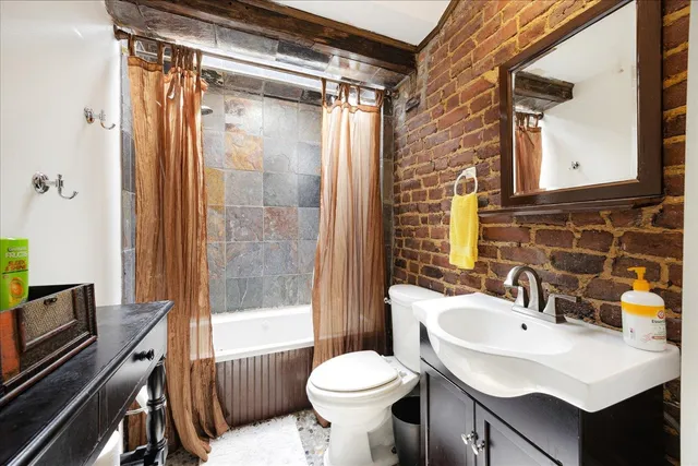 $449,000 | 107 Madison Avenue, Unit 401, Memphis, TN 38103