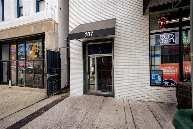 $449,000 | 107 Madison Avenue, Unit 401, Memphis, TN 38103