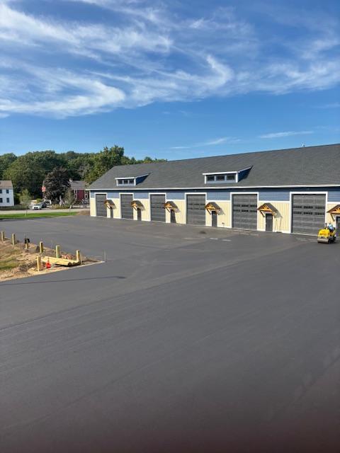 22 Laudholm Farm Road, Unit 7 Wells, ME 04090 - Photo 7 of 16 Paved parking area