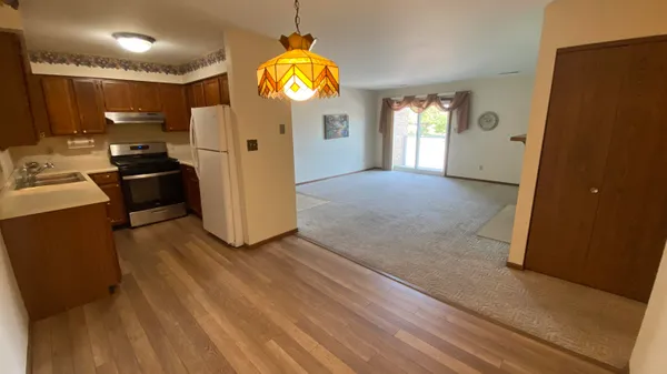 $176,886 | 9621 Merrillville Road, Unit 203, Crown Point, IN 46307