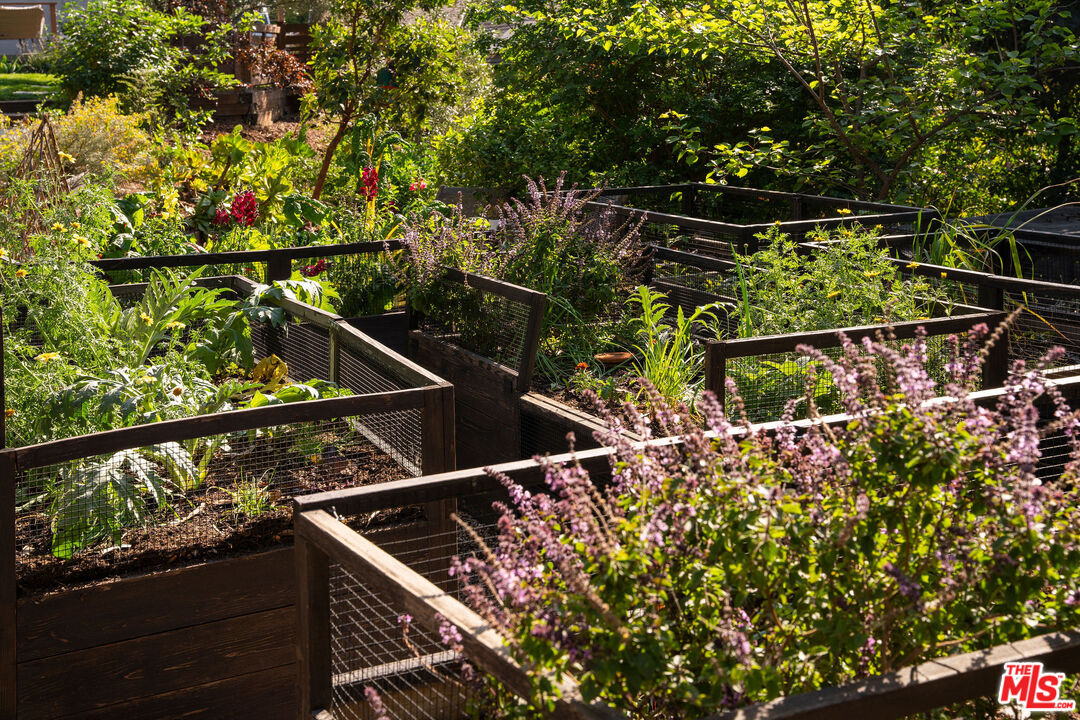 258 Redwood Drive Pasadena, CA 91105 - Photo 31 of 34 a view of balcony with wooden floor