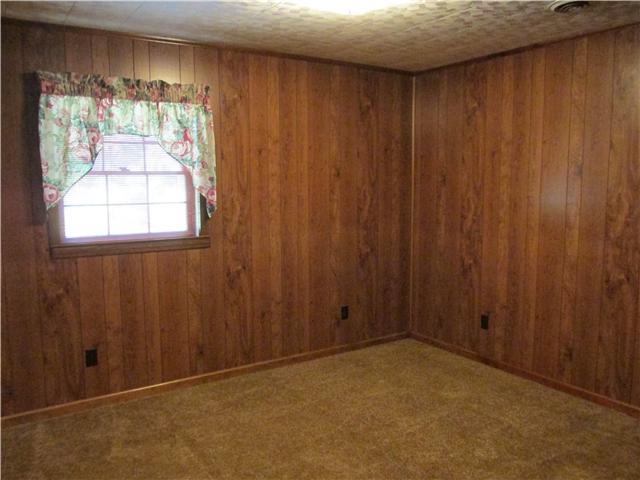 131 Winstead Road Manchester, TN 37355 - Photo 13 of 18 Additional down stairs room used as an office