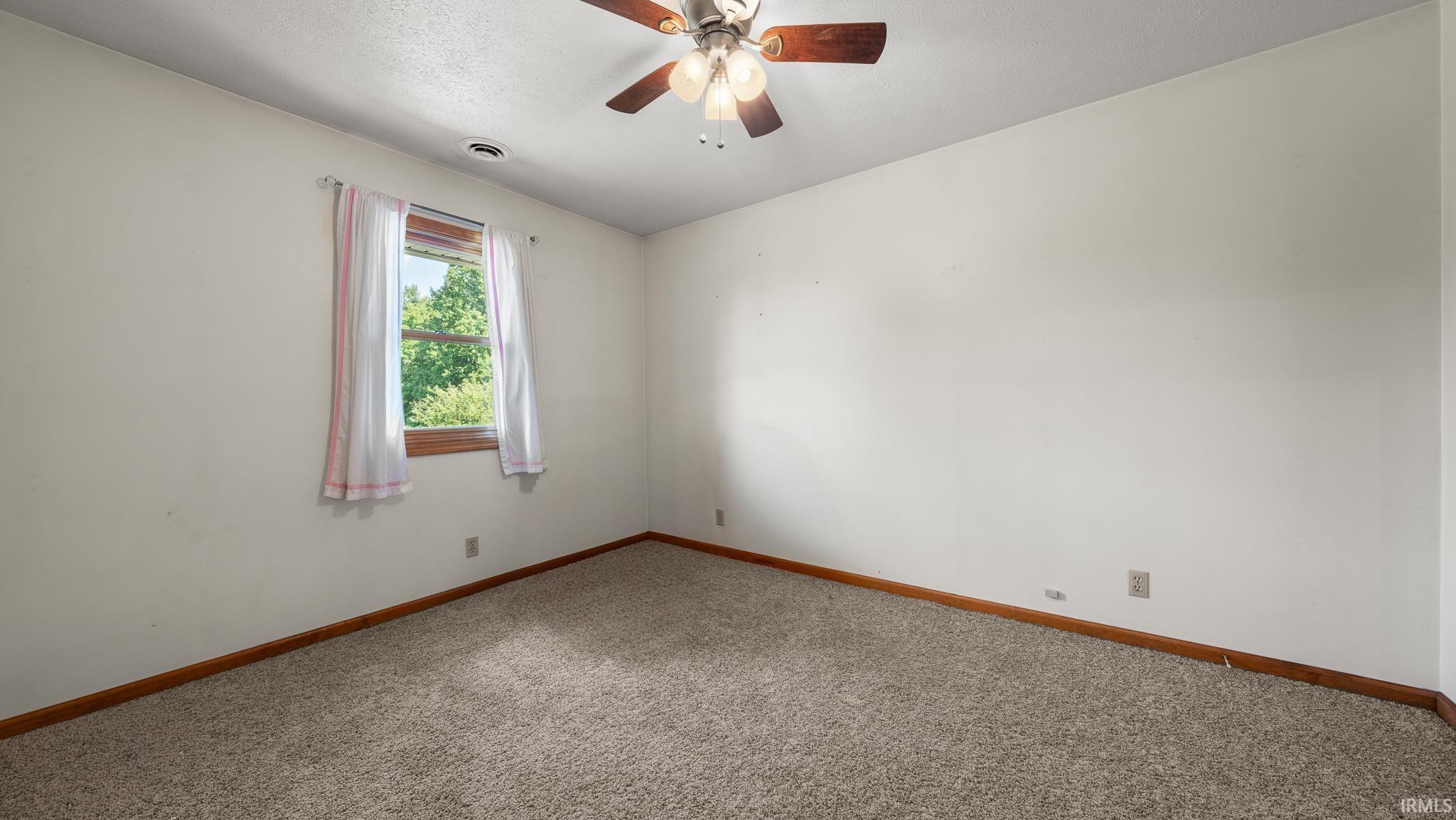 1323 Younger Road Bedford, IN 47421 - Photo 24 of 38 Gallery Image 24