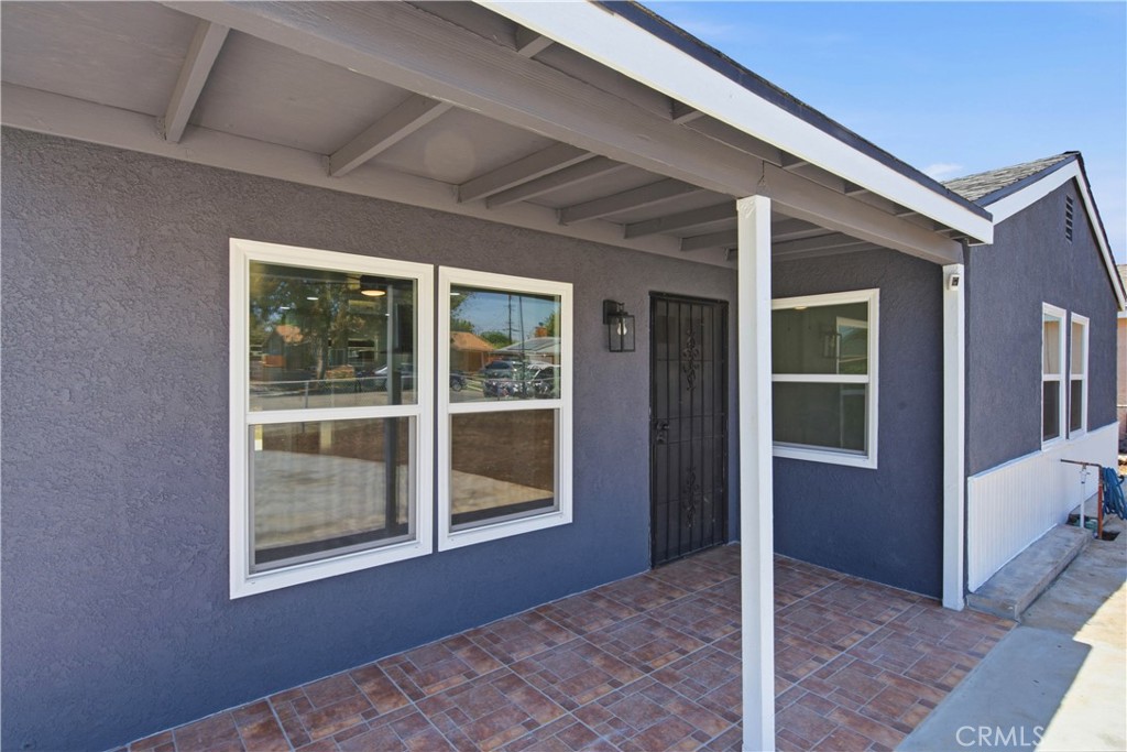 8774 Jo Jo Way Riverside, CA 92503 - Photo 6 of 57