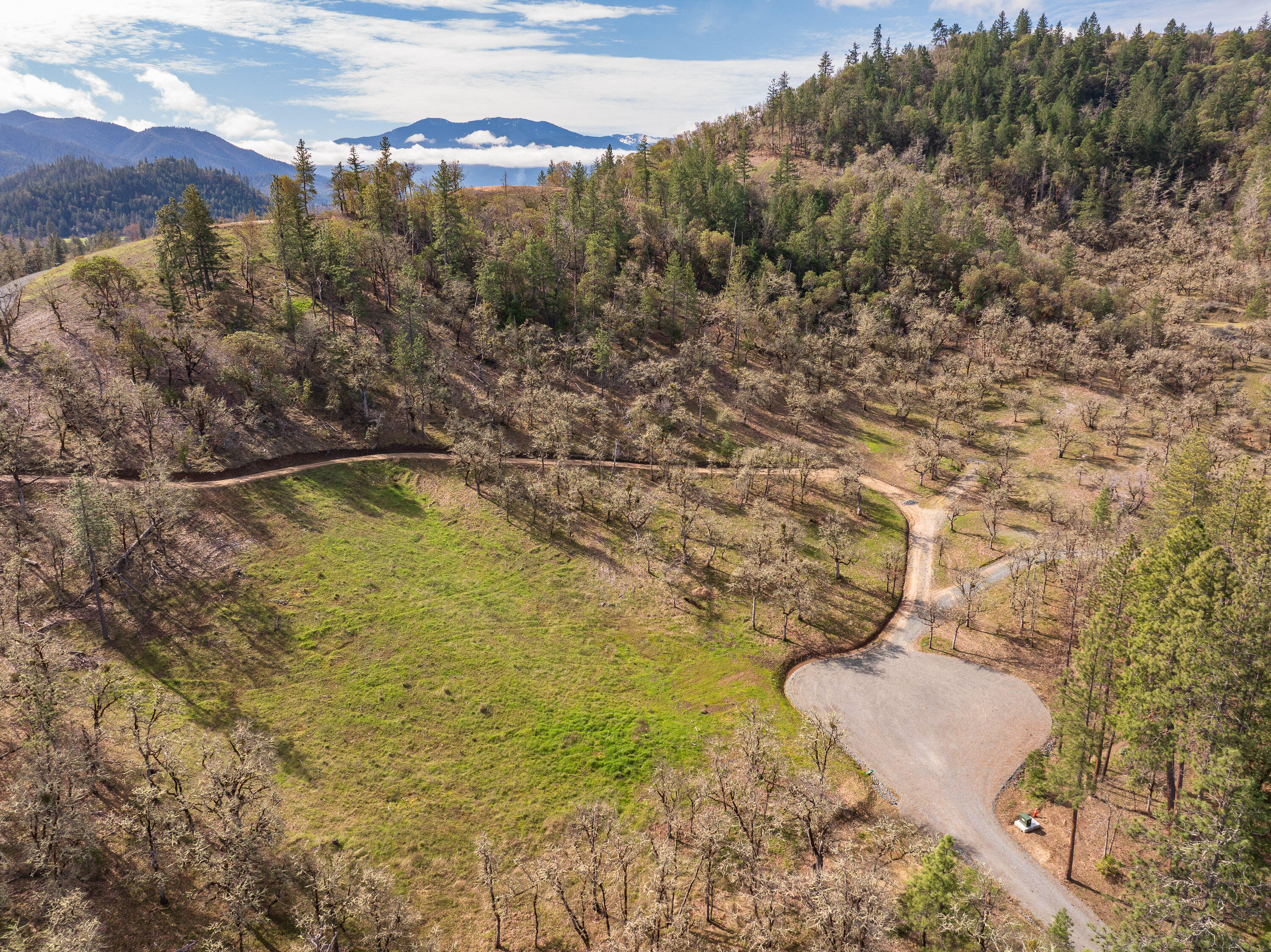 Messinger Road, Unit 300 Williams, OR 97544 - Photo 11 of 11 a view of an outdoor space and a yard