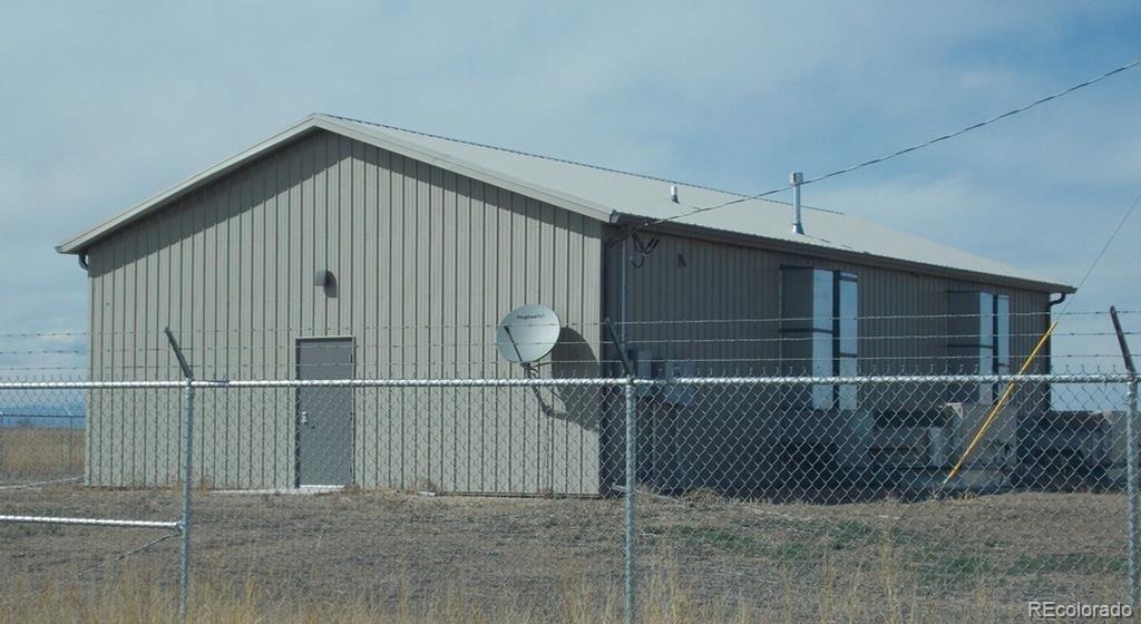 41435 Harbour Road Avondale, CO 81022 - Photo 3 of 12 Gallery Image 3