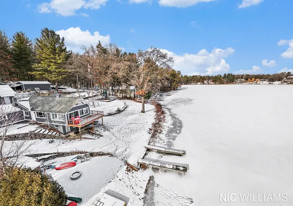 $669,900 | 10848 Simpson West, Greenville, MI 48838