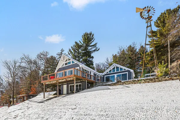 $669,900 | 10848 Simpson West, Greenville, MI 48838