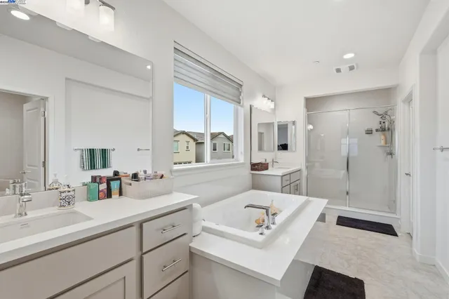 $1,049,400 | 3039 Paxton Street, Lathrop, CA 95330