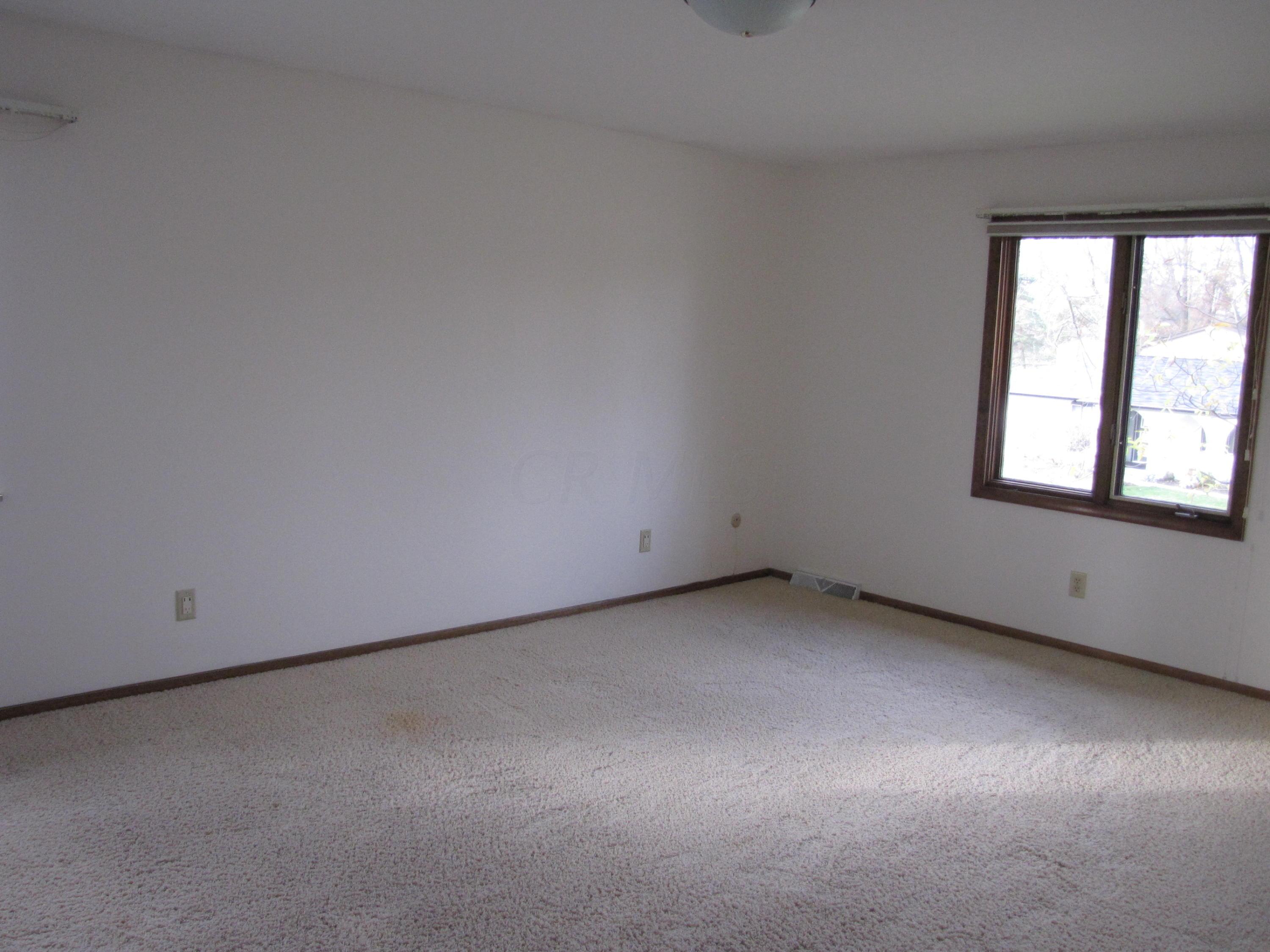 666 Greenwood Road Columbus, OH 43213 - Photo 11 of 19