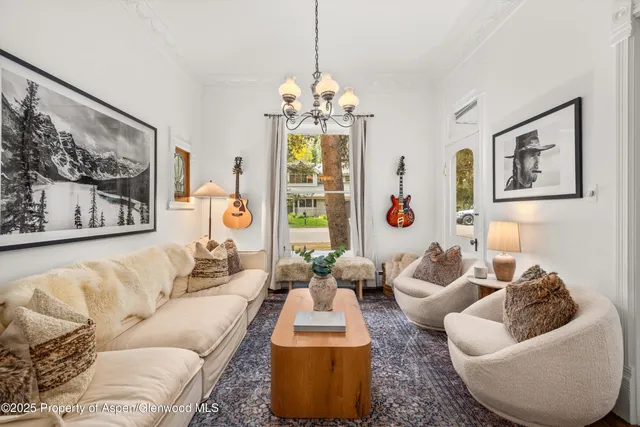 $35,000 | 406 West Smuggler Street, Aspen, CO 81611