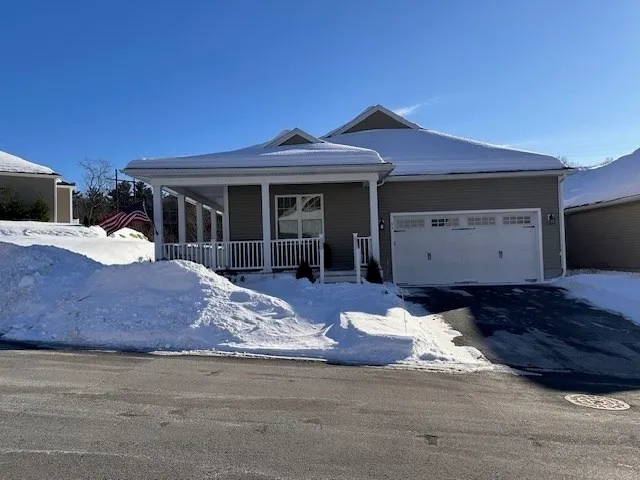 $589,000 | 61 Spring Hill Drive, Unit 61, Uxbridge, MA 01569