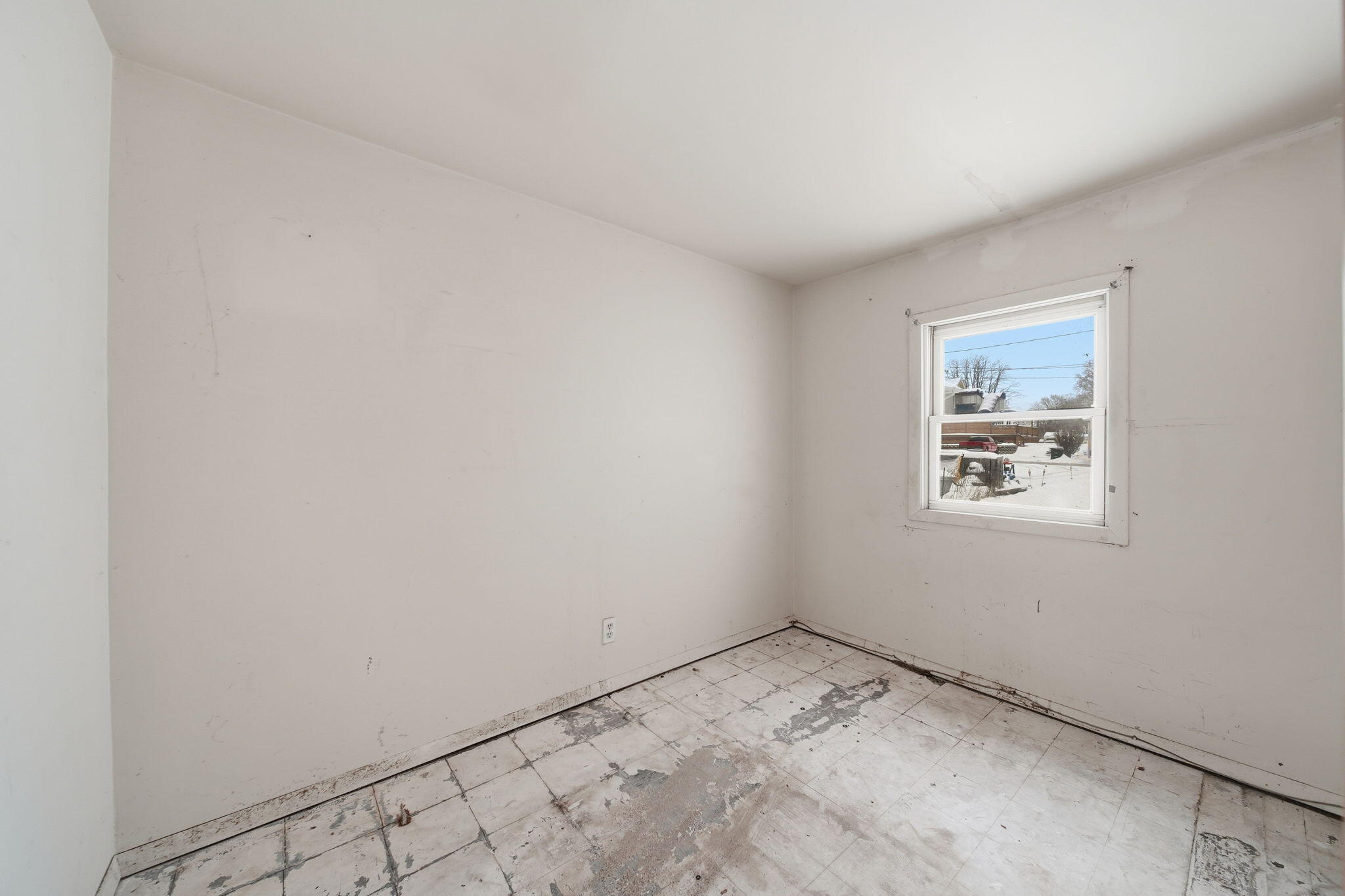 108 Bagg Avenue Jackson, MI 49203 - Photo 15 of 24 15