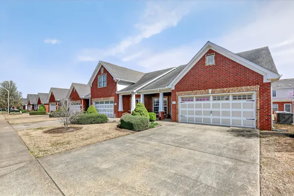 $399,900 | 306 Whiteamore Run, Murfreesboro, TN 37128