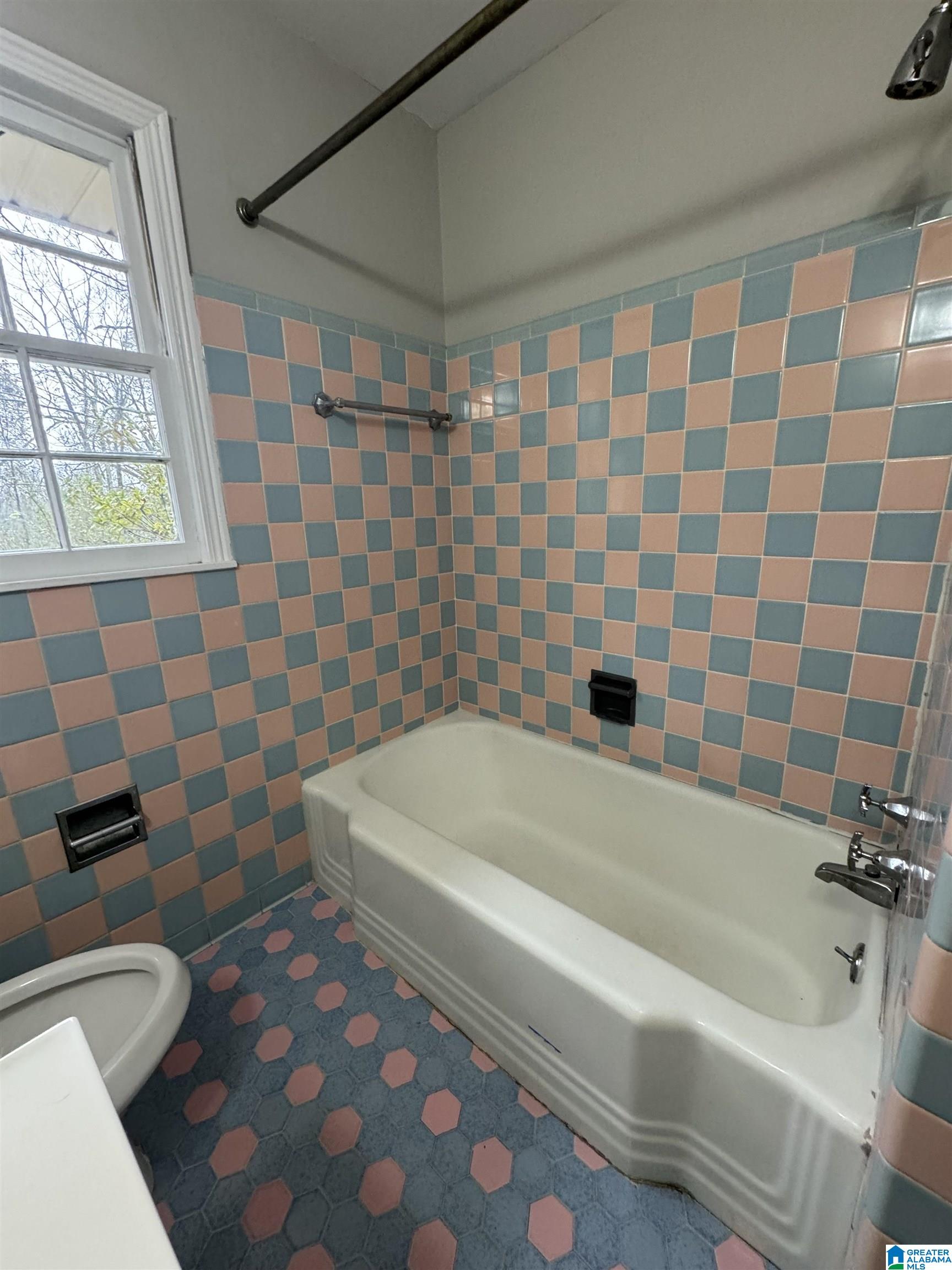 437 Tupelo Road Birmingham, AL 35215 - Photo 18 of 28