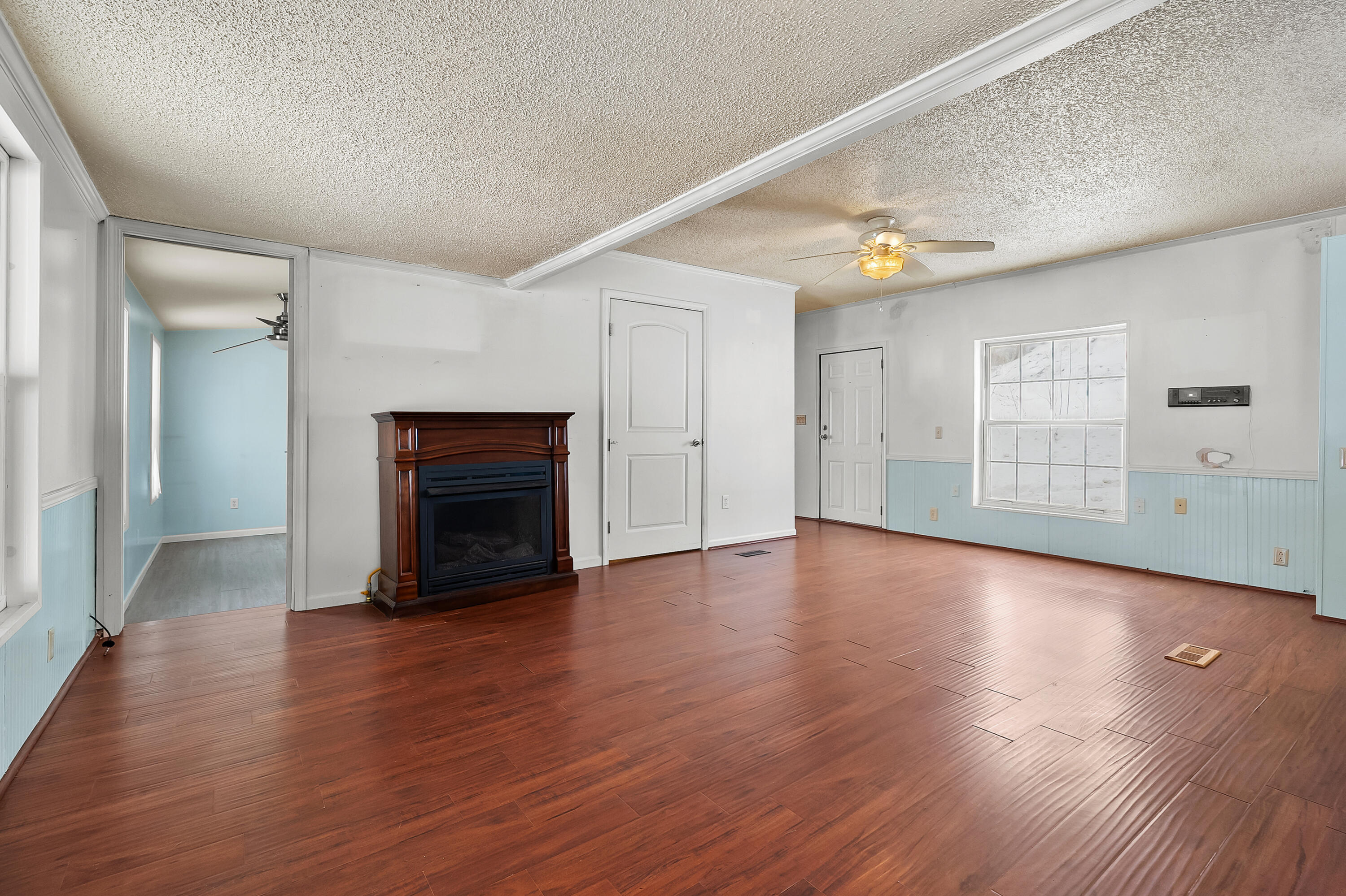 152 Coats Grove Road Hastings, MI 49058 - Photo 12 of 31 Coats Grove Rd E 152 Hastings 49058-4