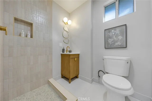 a view of a workspace with furniture