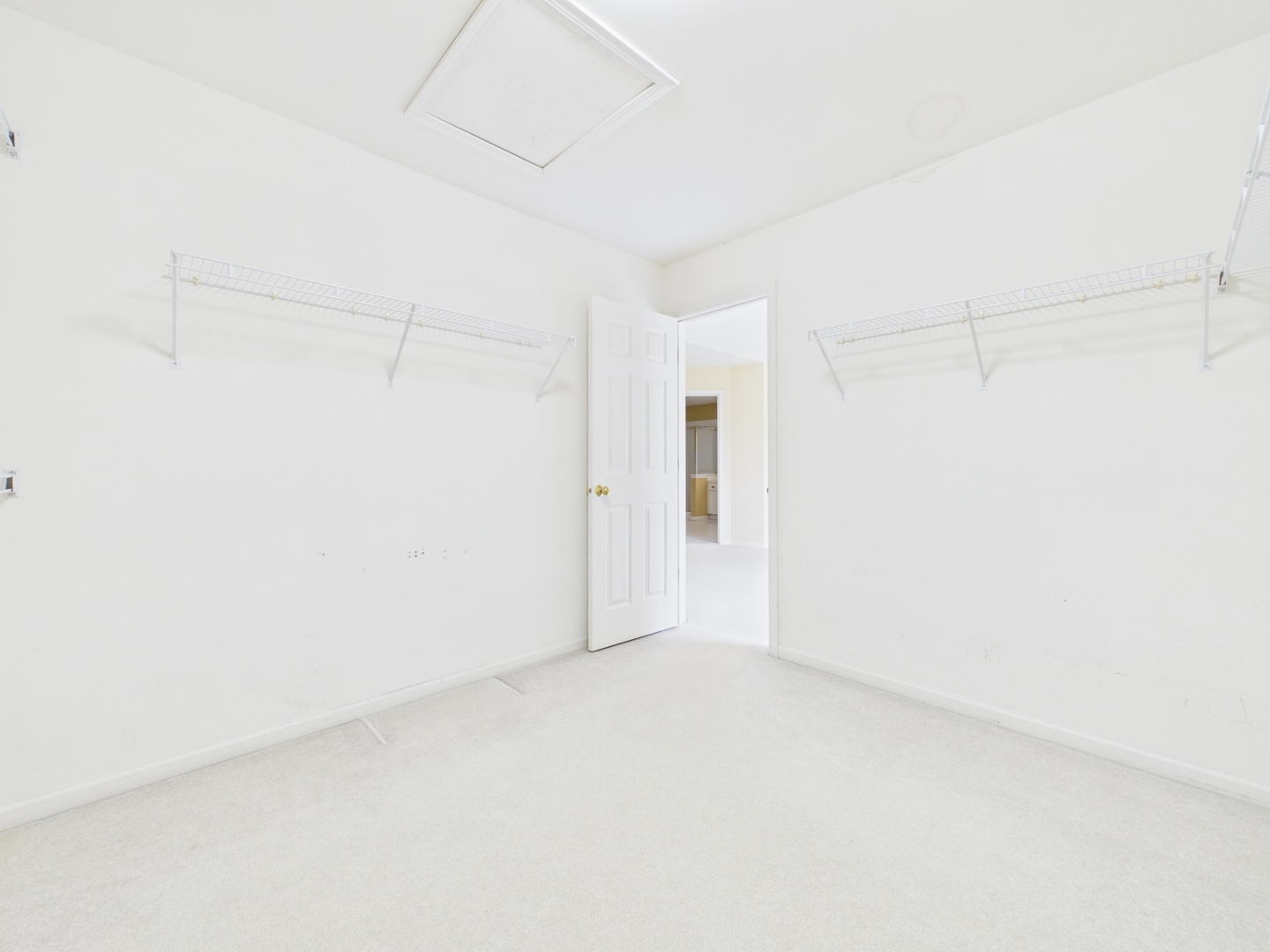 7486 Abbey Road Gurnee, IL 60031 - Photo 25 of 35 a view of an empty room