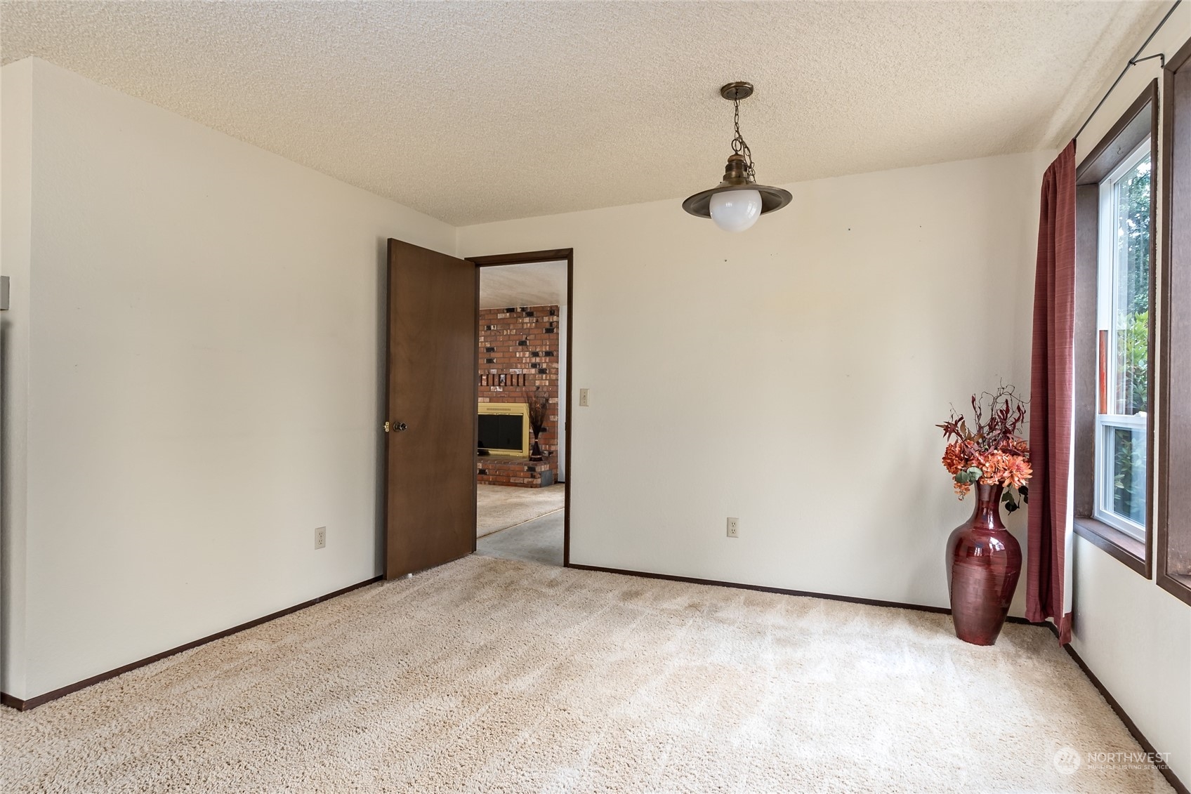 1405 Eagle Ridge Road Oak Harbor, WA 98277 - Photo 12 of 39 Gallery Image 12