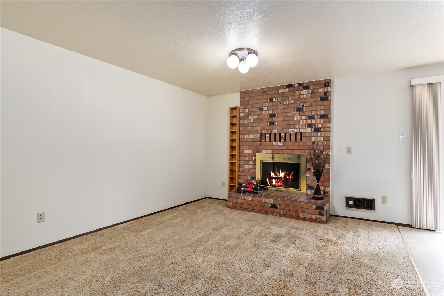 1405 Eagle Ridge Road Oak Harbor, WA 98277 - Photo 14 of 39 Gallery Image 14