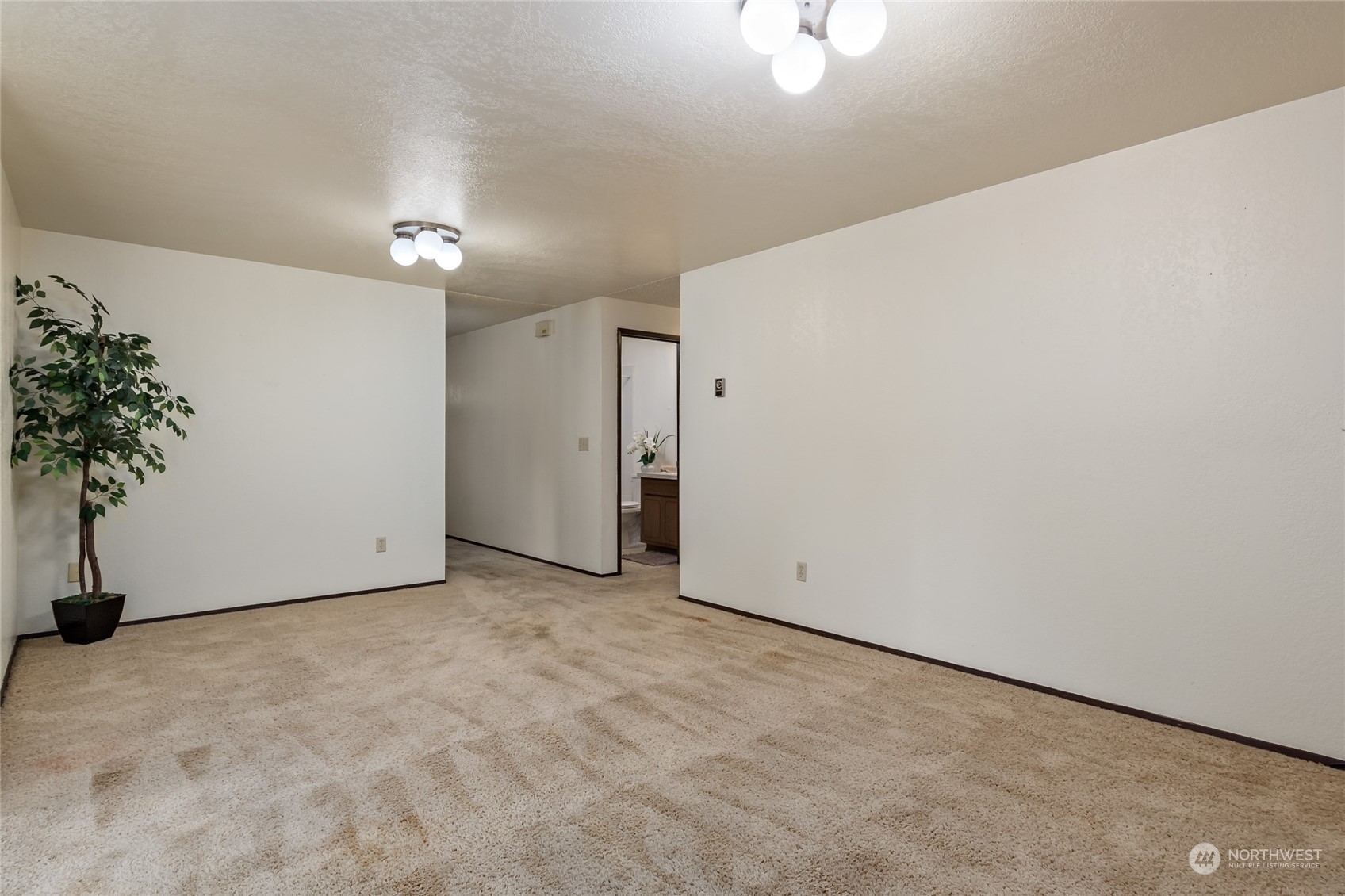 1405 Eagle Ridge Road Oak Harbor, WA 98277 - Photo 15 of 39 Gallery Image 15
