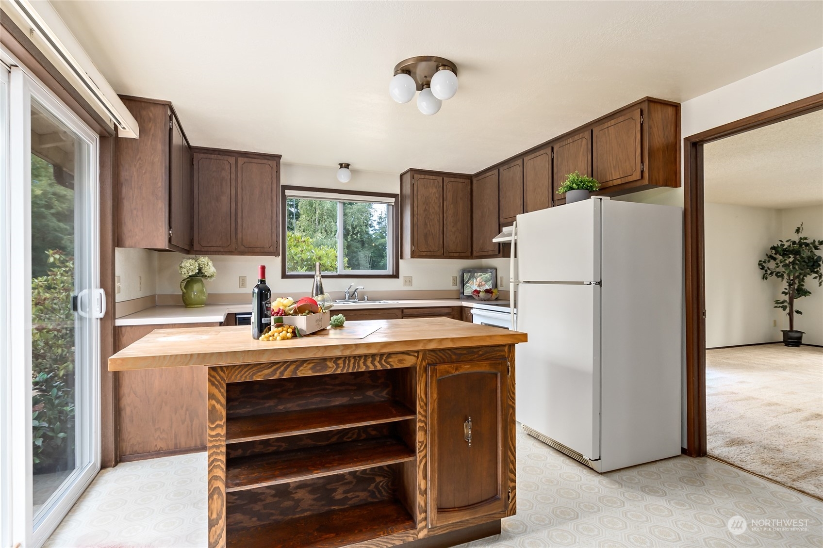 1405 Eagle Ridge Road Oak Harbor, WA 98277 - Photo 18 of 39 Gallery Image 18