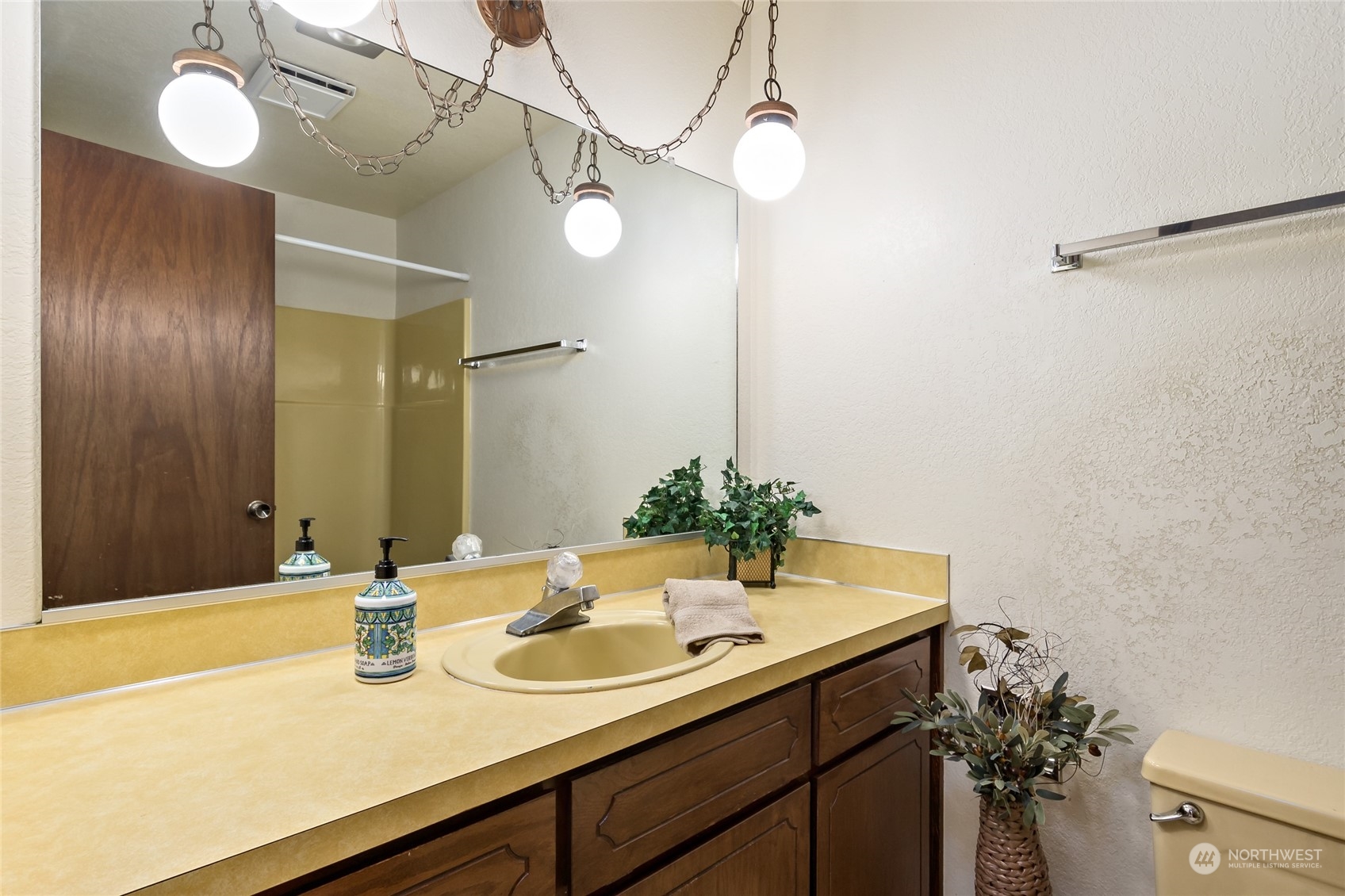 1405 Eagle Ridge Road Oak Harbor, WA 98277 - Photo 30 of 39 Gallery Image 30