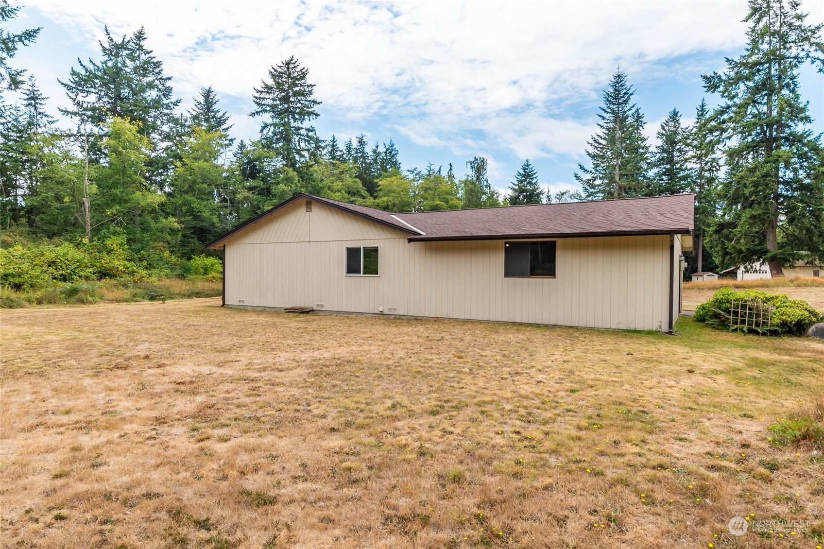 1405 Eagle Ridge Road Oak Harbor, WA 98277 - Photo 36 of 39 Gallery Image 36