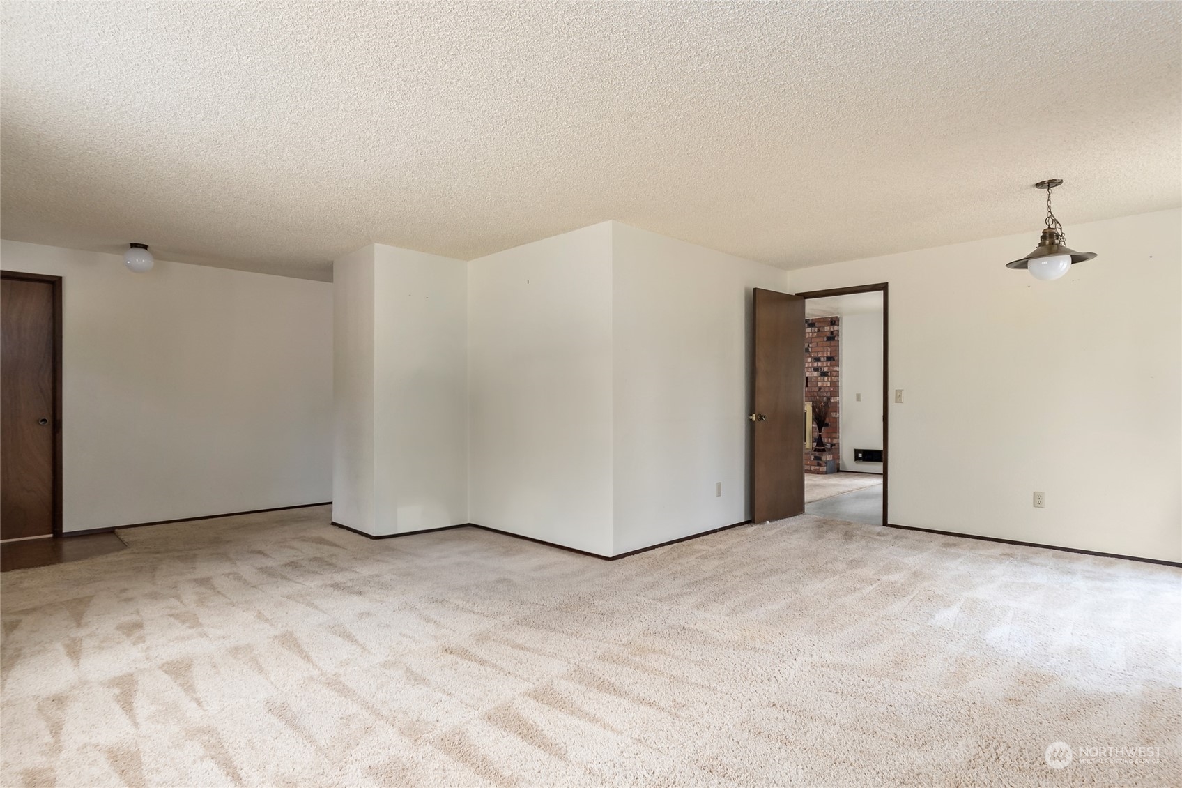 1405 Eagle Ridge Road Oak Harbor, WA 98277 - Photo 9 of 39 Gallery Image 9