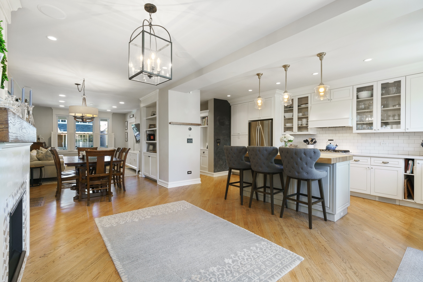 1926 West Fletcher Street Chicago, IL 60657 - Photo 13 of 26