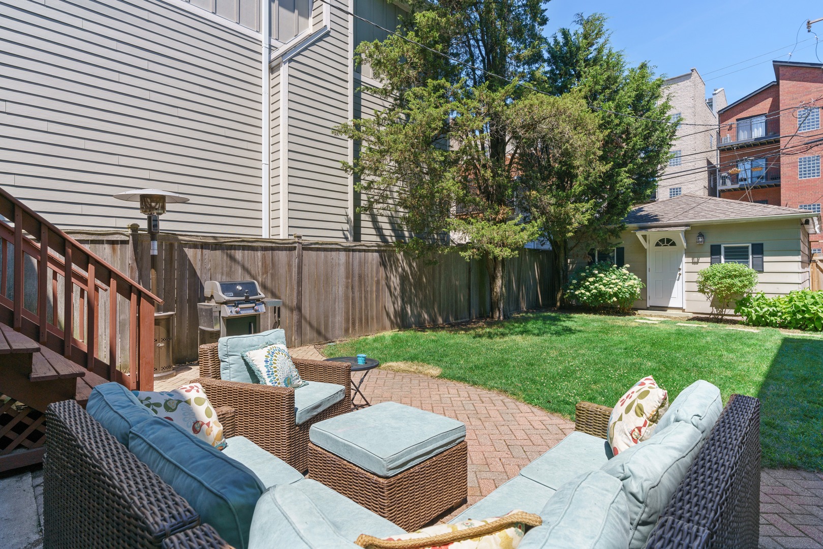 1926 West Fletcher Street Chicago, IL 60657 - Photo 26 of 26