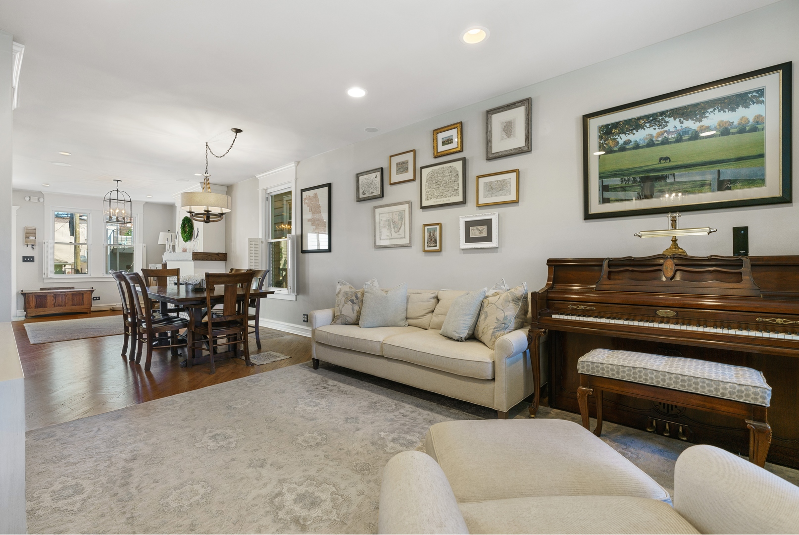 1926 West Fletcher Street Chicago, IL 60657 - Photo 4 of 26