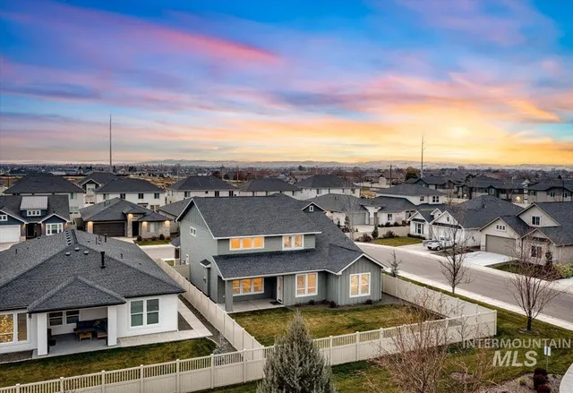 $664,900 | 4712 West Apgar Street, Meridian, ID 83646