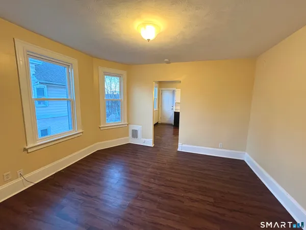 $2,000 | 171 Bassett Street, New Britain, CT 06051