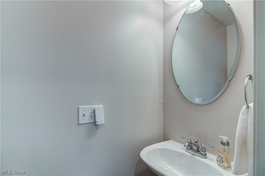 5304 Otten Road North Ridgeville, OH 44039 - Photo 14 of 31 Gallery Image 14