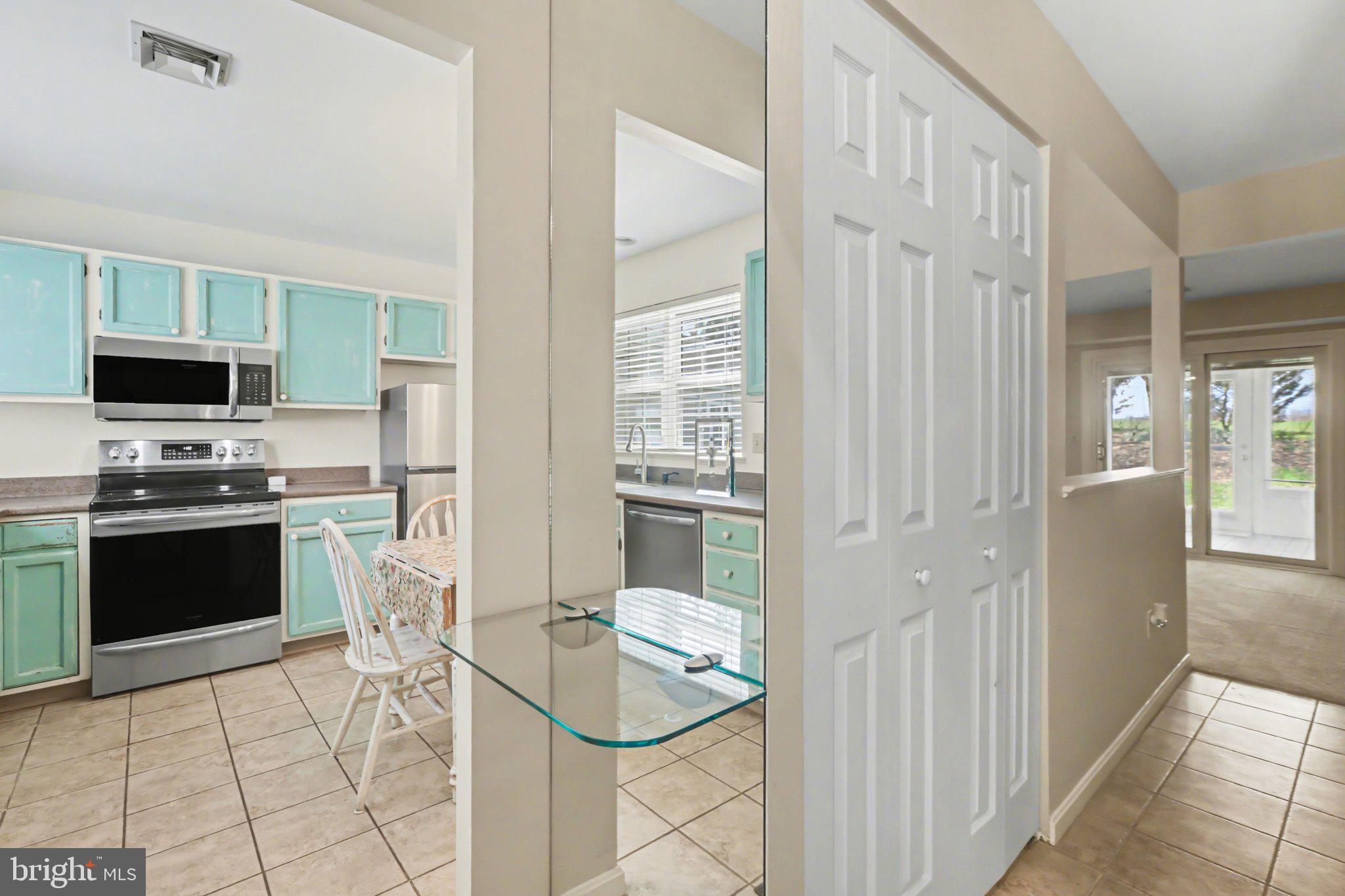 1829 Wexford Road Palmyra, PA 17078 - Photo 3 of 30