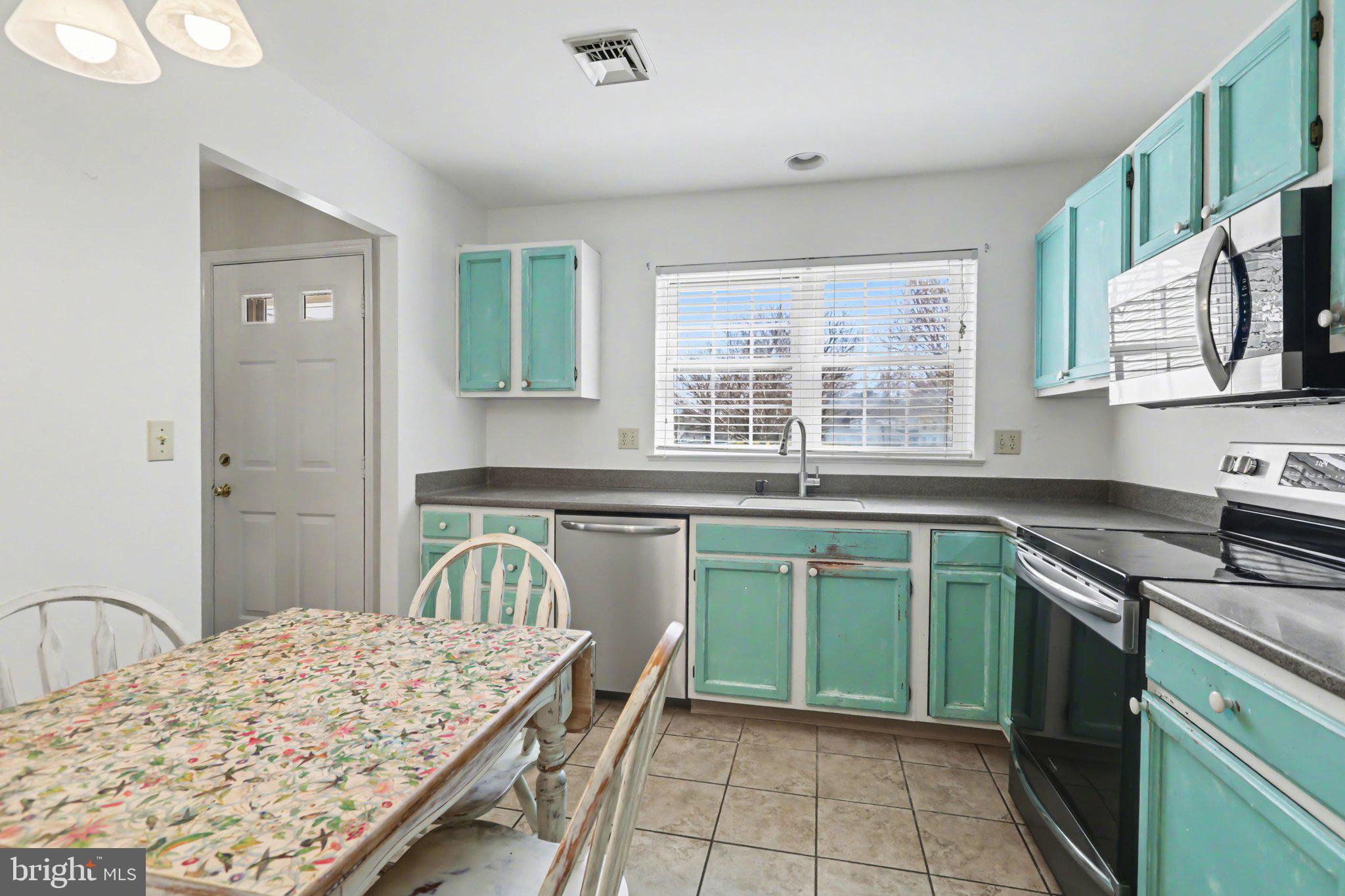 1829 Wexford Road Palmyra, PA 17078 - Photo 8 of 30