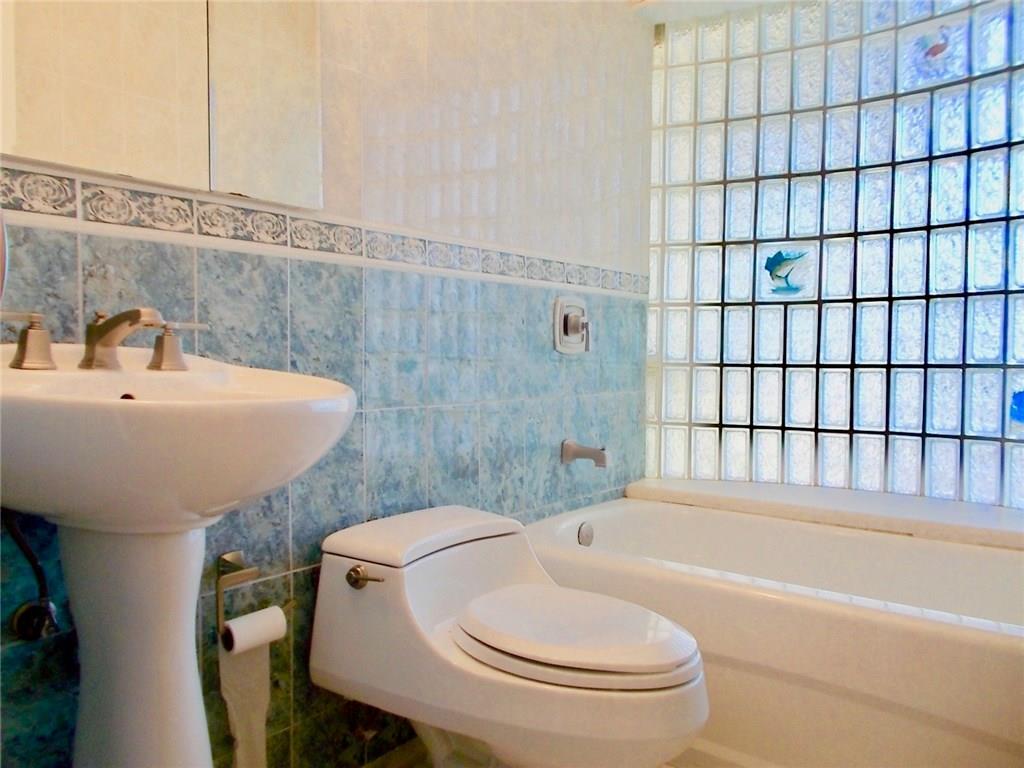 95 Southwest Cabana Point Circle Stuart, FL 34994 - Photo 26 of 32 Gallery Image 26