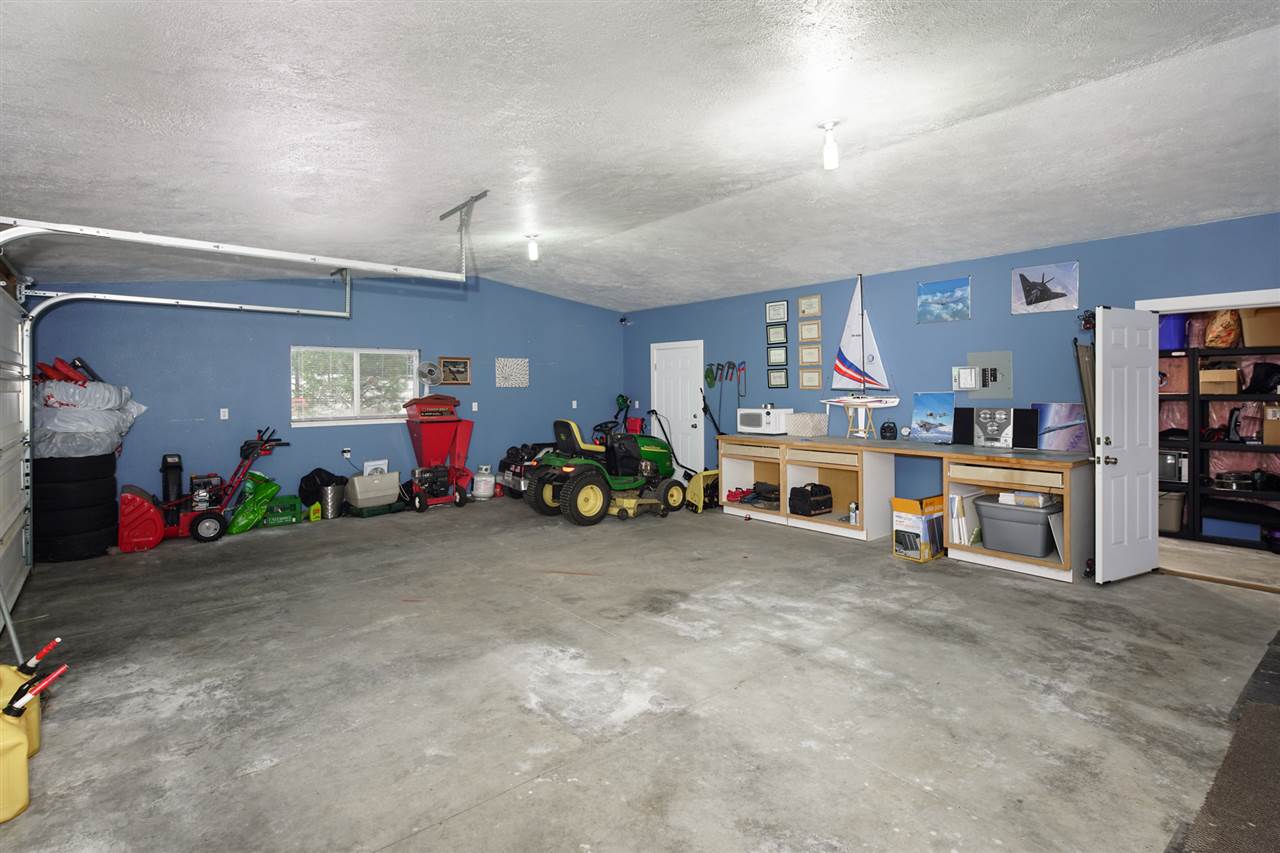 2206 West Borden Road Spokane, WA 99224 - Photo 14 of 20