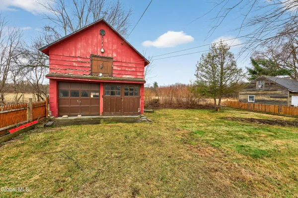 $190,000 | 14 County Route, Cambridge, NY 12816