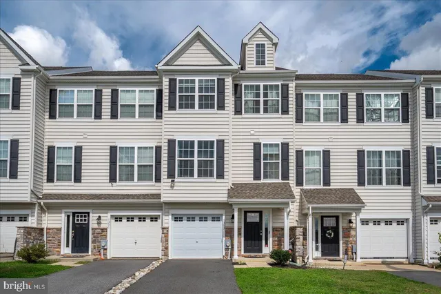 $375,000 | 1353 Carrick Court, Middletown, DE 19709
