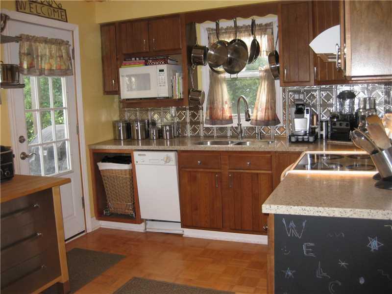 1550 Conway Wallrose Road Economy, PA 15042 - Photo 6 of 17 Kitchen.