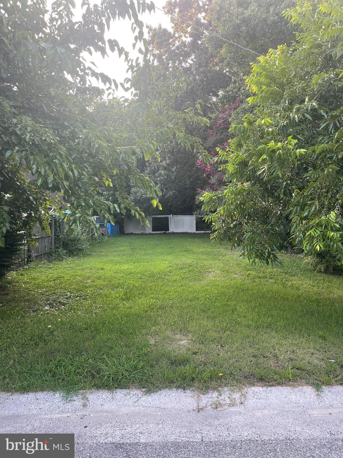 611 Hubert Street Cambridge, MD 21613 - Photo 1 of 4