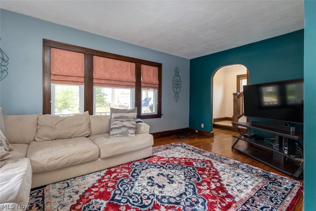 1495 Biltmore Road Cleveland, OH 44124 - Photo 5 of 27 Gallery Image 5