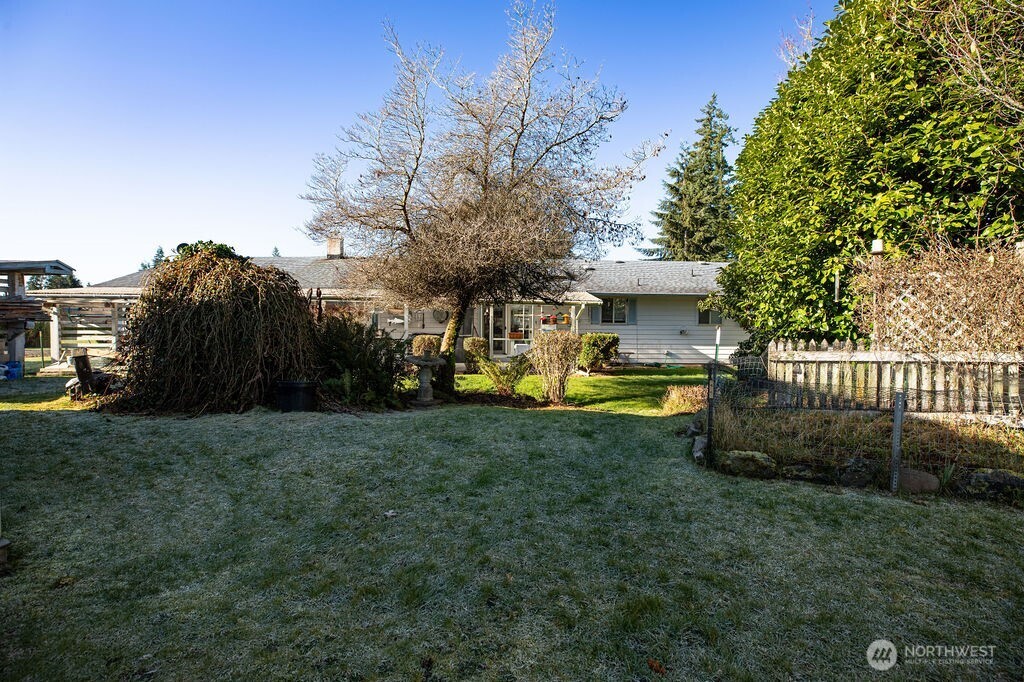 371 Flora Place Forks, WA 98331 - Photo 30 of 40 a view of a garden with basketball court