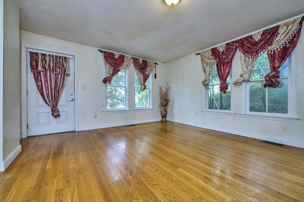 114-116 Mt Ida Road, Unit A Boston, MA 02122 - Photo 6 of 31 Gallery Image 6