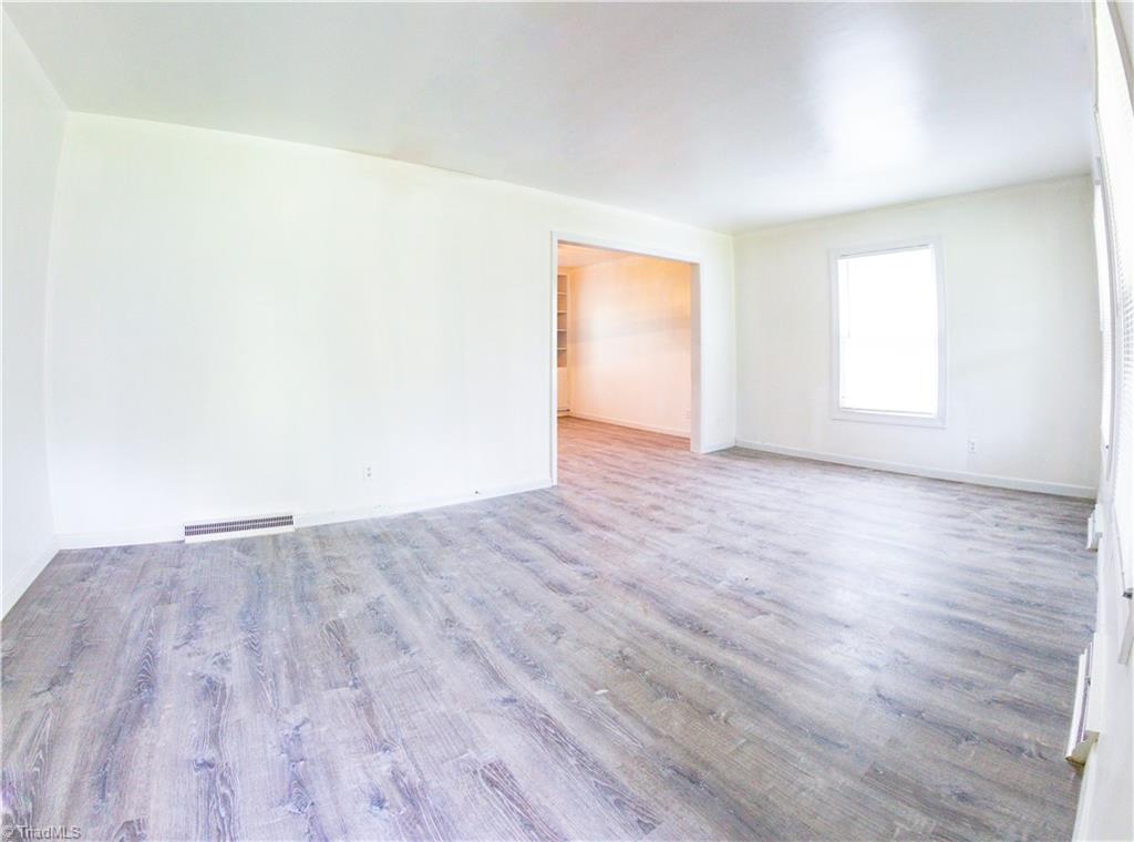1201 Robinhood Road High Point, NC 27262 - Photo 4 of 19 Gallery Image 4